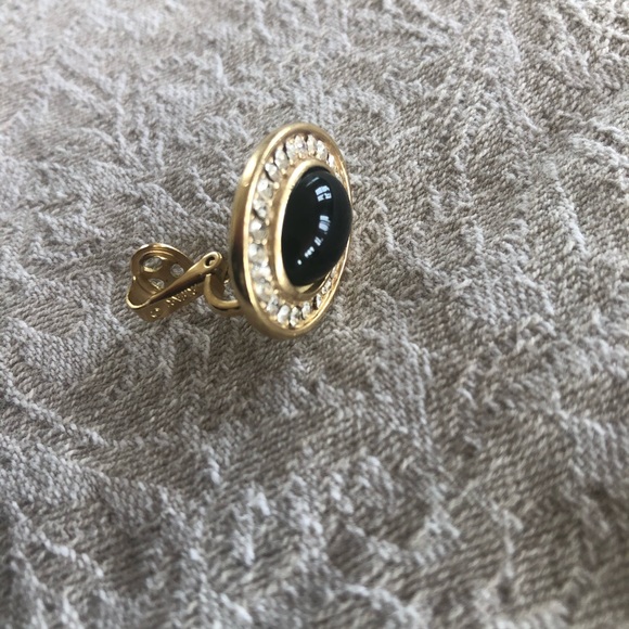 VintageTRIFARI Black & Rhinestone Clip-on Earrings - Picture 8 of 9
